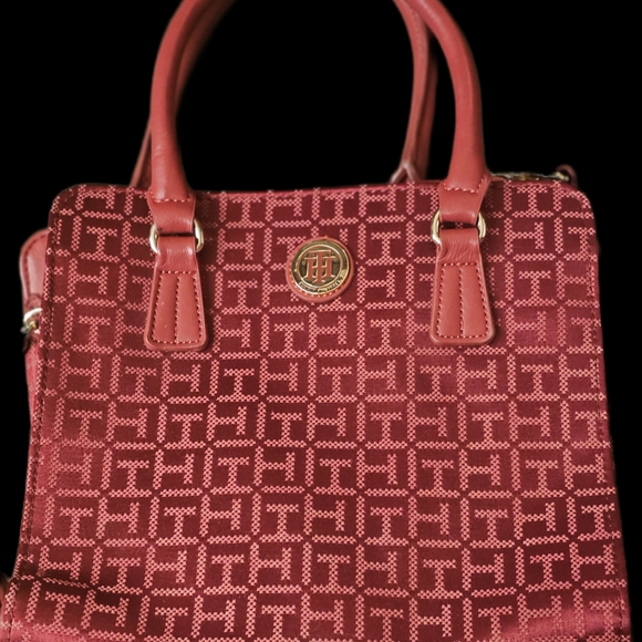Tommy Hilfiger Handbags - Tommy Hilfiger Red Patterned Satchel